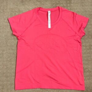 Lululemon Swiftly Tech Short Sleeve 2.0 Race